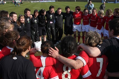 21.03.09 Wales vs. Ireland. Women's 6 Nations. The Wales Women's 6 Nations squad celebrate their first ever triple Crown. 