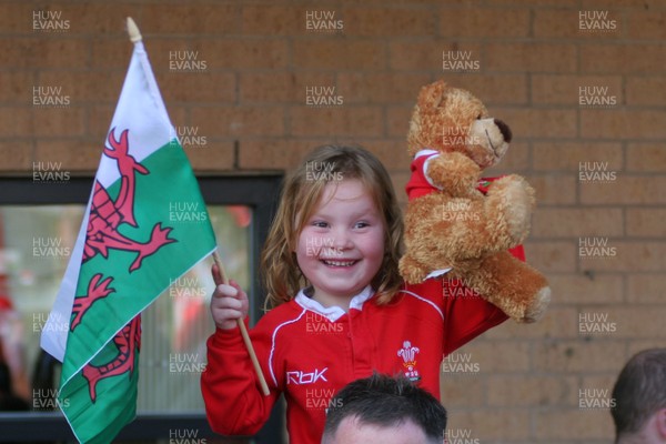 21.03.09 Wales vs. Ireland. Women's 6 Nations. The Women's team get plenty of support as they take on Ireland.  