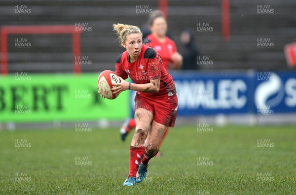 020214 - Wales Women v Italy  Women - RBS Women's Six Nations 2014 -Elinor Snowsill of Wales