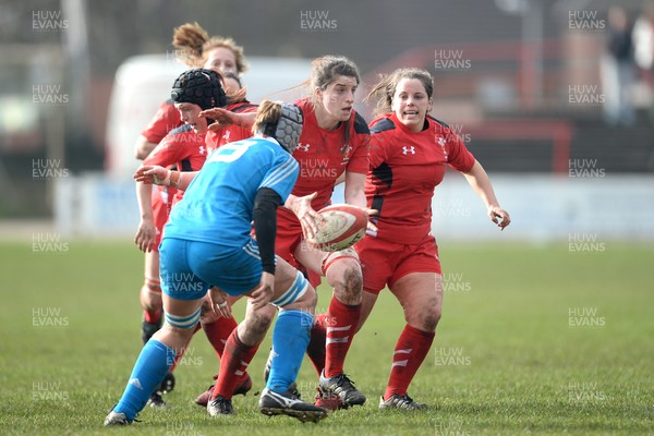 020214 - Wales Women v Italy  Women - RBS Women's Six Nations 2014 -Nia Davies of Wales