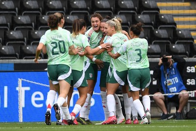 030625 - Wales Women v Italy Women - UEFA Women's Nations League - Elena Linari of Italy Women scores the first goal of the game and celebrates with team mates