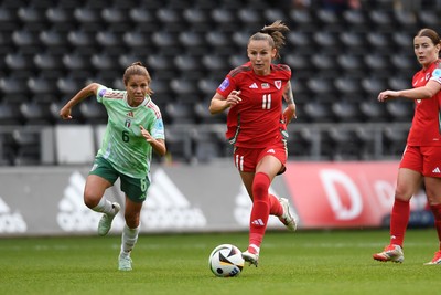 030625 - Wales Women v Italy Women - UEFA Women's Nations League - Hannah Cain of Wales Women