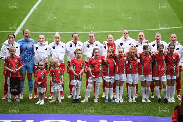 030625 - Wales Women v Italy Women - UEFA Women's Nations League - Wales anthem