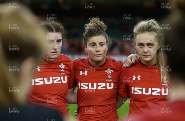 110318 - Wales Women v Italy Women - Natwest 6 Nations Championship - Jess Kavanagh-Williams of Wales