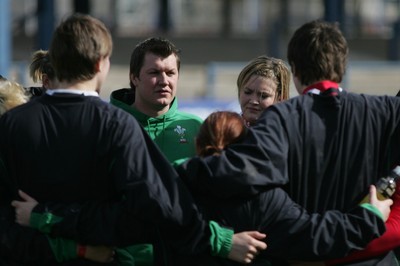 21.03.10 Wales v Italy - Womens' 6 Nations Championship - Wales' conditioning coach Ryan Harris prepares the squad before they take on Italy.  