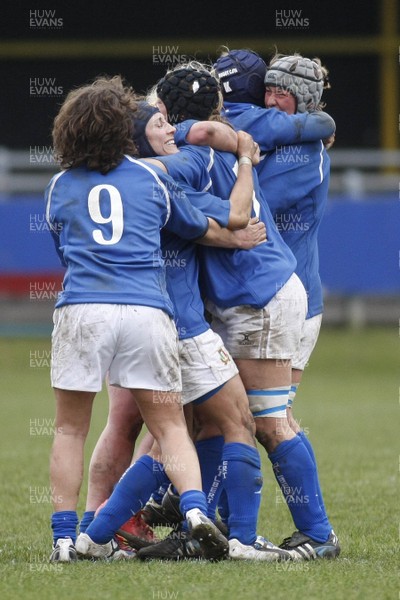 21.03.10 Wales v Italy - Womens' 6 Nations Championship - Jubilant scenes at The Brewery Field, Bridgend as Italy beat Wales 15-19.  