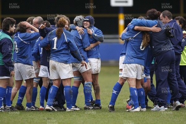 21.03.10 Wales v Italy - Womens' 6 Nations Championship - Jubilant scenes at The Brewery Field, Bridgend as Italy beat Wales 15-19 
