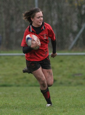 24.02.08 The Women's 6 Nations. Wales vs. Italy...  Rachel Poolman races away to score for Wales.  