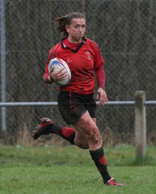 24.02.08 The Women's 6 Nations. Wales vs. Italy...  Clare Flowers shows a clean pair of heals to the Italian defense to score a try.  