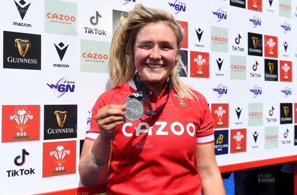 300422 - Wales Women v Italy Women - TikTok Women's Six Nations - Alex Callender of Wales recieves her player of the match award