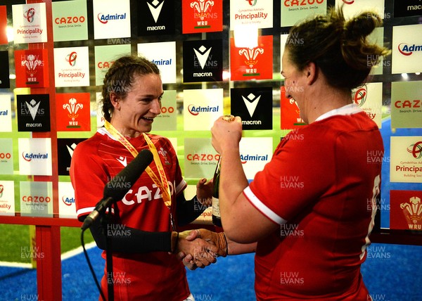 071121 - Wales Women v Japan Women - Autumn Internationals - Jasmine Joyce of Wales is presented with the player of the match award by Siwan Lillicrap of Wales