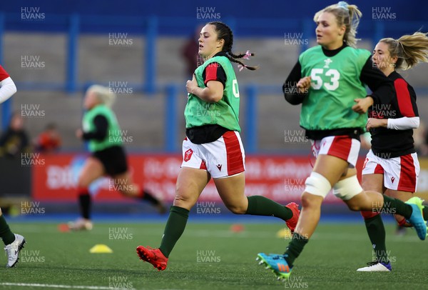 071121 - Wales Women v Japan Women - Autumn international - Ffion Lewis of Wales during the warmup