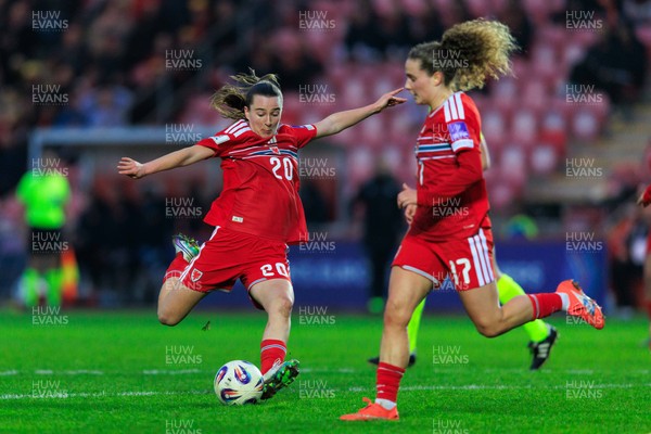 070326 - Wales v Montenegro - 2027 FIFA Women's World Cup Qualifying - Carrie Jones of Wales shoots at goal
