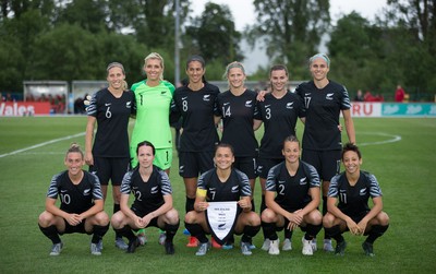 040619 - Wales v New Zealand, Women's International Challenge Match - The New Zealand team line up before the start of the match