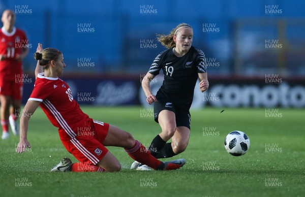 040619 - Wales v New Zealand, Women's International Challenge Match - Paige Satchell of New Zealand takes on Emma Jones of Wales
