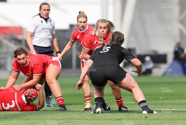 281023 - Wales Women v New Zealand Women, WXV1 - Alex Callender of Wales takes on Amy Rule of New Zealand