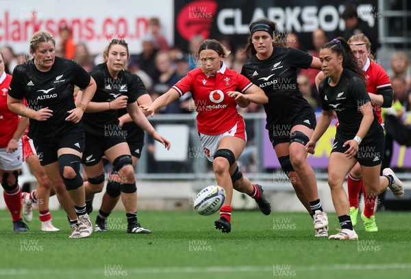 281023 - Wales Women v New Zealand Women, WXV1 - Alisha Butchers of Wales chases the ball