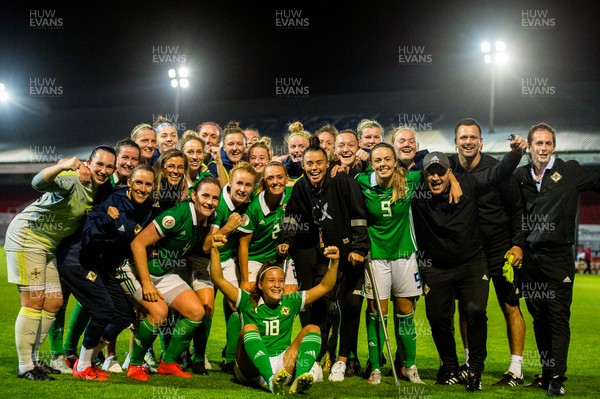 030919 - Wales v Northern Ireland - UEFA Women's Euro Qualifier - Northern Ireland squad celebrate post match