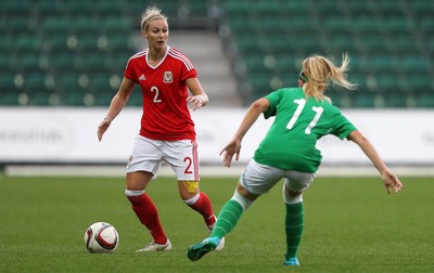 190816 - Wales Women v Republic of Ireland, Friendly Challenge - Rhiannon Roberts of Wales is challenged by Julie-Ann Russell of Ireland