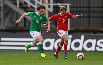 190816 - Wales Women v Republic of Ireland, Friendly Challenge - Kayleigh Green of Wales is challenged by Niamh Prior of Ireland in the box