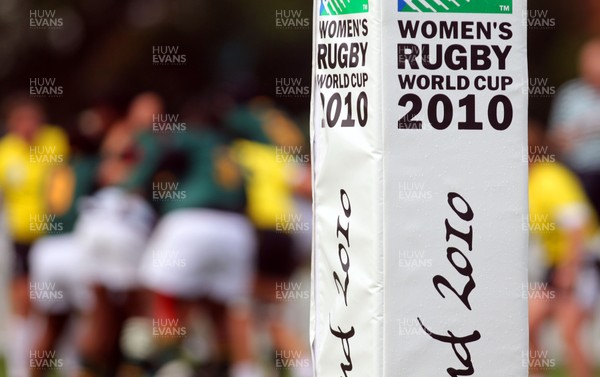  Huw Evans Agency 2010 - Wales v South Africa  - Women's  Rugby World Cup - (9th Place Play-Off)Surrey Sports Park - 05/09/2010 - All rights reserved