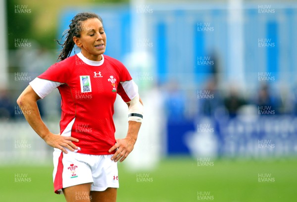 Huw Evans Agency 2010 - Massive disappointment for Non Evans as she reflects on defeat at the final whistle - Wales v South Africa  - Women's  Rugby World Cup - Surrey Sports Park - 24/08/2010 - All rights reserved