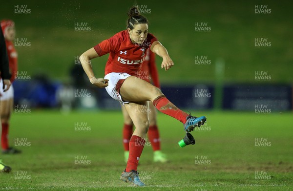 020218 - Wales Women v Scotland Women - Natwest 6 Nations - Jodie Evans of Wales kicks a penalty