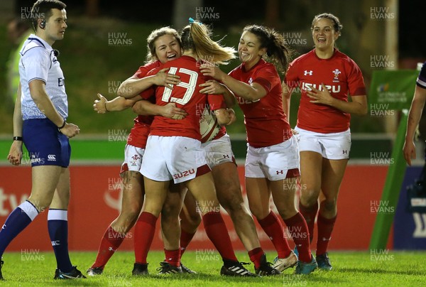 020218 - Wales Women v Scotland Women - Natwest 6 Nations - Kerin Lake of Wales celebrates scoring a try with team mates