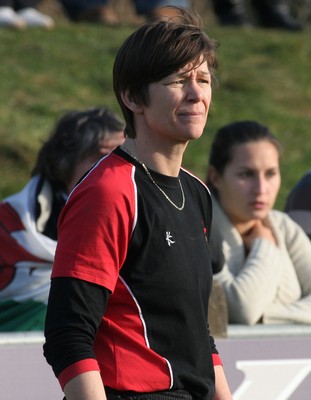 02.02.08 The Women's 6 Nations. Wales vs. Scotland. Taffs Well RFC, Cardiff, Wales.  Attached coach Liza Burgess.  