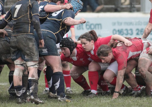 120212 Wales v Scotland - Womens 6 Nations rugby -  Wales' Megan York(L-R), Lowri Harries and Jenny Davies prepare to scrummage