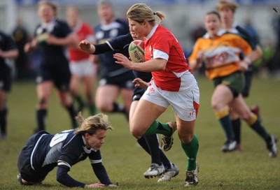 14.02.10 - Wales Women v Scotland Women- Womens Six Nations 2010 - Mared Evans of Wales runs through to score try. 