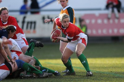 14.02.10 - Wales Women v Scotland Women- Womens Six Nations 2010 - Laura Prosser of Wales. 