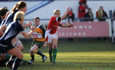 14.02.10 - Wales Women v Scotland Women- Womens Six Nations 2010 - Laura Prosser of Wales. 