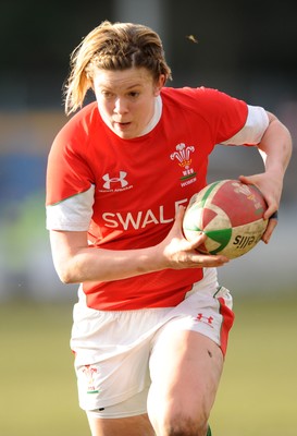 14.02.10 - Wales Women v Scotland Women- Womens Six Nations 2010 - Aimee Young of Wales. 