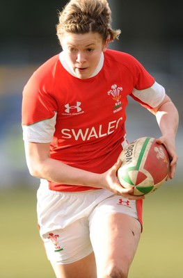 14.02.10 - Wales Women v Scotland Women- Womens Six Nations 2010 - Aimee Young of Wales. 