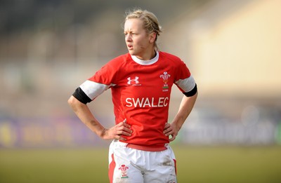 14.02.10 - Wales Women v Scotland Women- Womens Six Nations 2010 - Laura Prosser of Wales. 