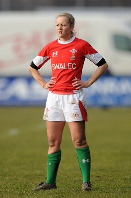 14.02.10 - Wales Women v Scotland Women- Womens Six Nations 2010 - Laura Prosser of Wales. 