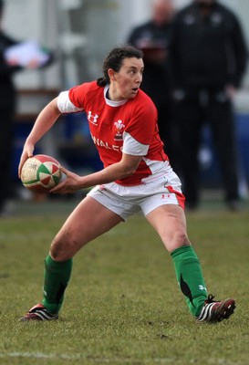 14.02.10 - Wales Women v Scotland Women- Womens Six Nations 2010 - Awen Thomas of Wales. 