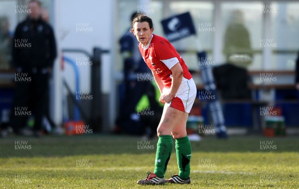14.02.10 - Wales Women v Scotland Women- Womens Six Nations 2010 - Awen Thomas of Wales. 
