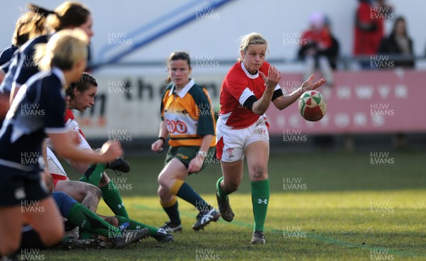 14.02.10 - Wales Women v Scotland Women- Womens Six Nations 2010 - Laura Prosser of Wales. 