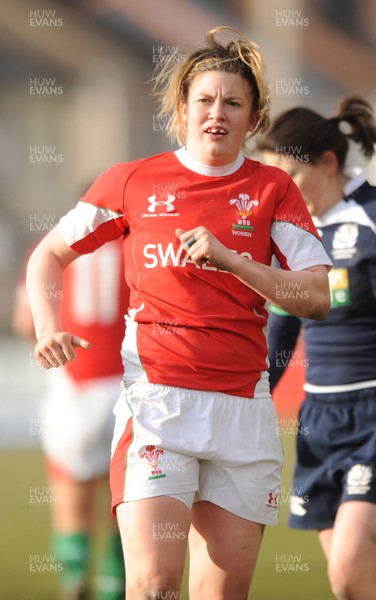 14.02.10 - Wales Women v Scotland Women- Womens Six Nations 2010 - Aimee Young of Wales. 