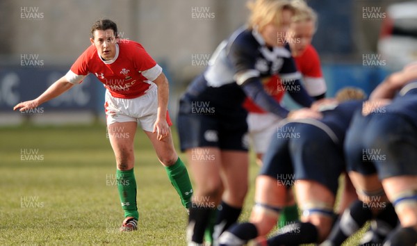 14.02.10 - Wales Women v Scotland Women- Womens Six Nations 2010 - Awen Thomas of Wales. 