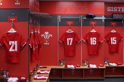 131121 - Wales Women v South Africa Women - Autumn Internationals - Wales changing rooms pre match