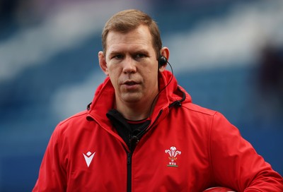 131121 - Wales Women v South Africa Women - Autumn Internationals - Wales Women Head Coach Ioan Cunningham