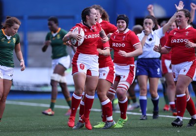 131121 - Wales Women v South Africa Women - Autumn Internationals - Ffion Lewis of Wales celebrates scoring a try with team mates