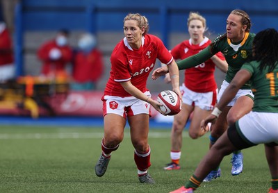 131121 - Wales Women v South Africa Women - Autumn Internationals - Kerin Lake of Wales