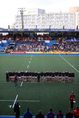 131121 - Wales Women v South Africa Women - Autumn Internationals - Wales sing the anthem