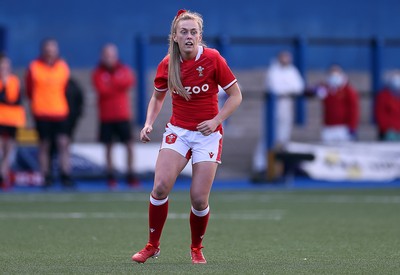 131121 - Wales Women v South Africa Women - Autumn Internationals - Hannah Jones of Wales