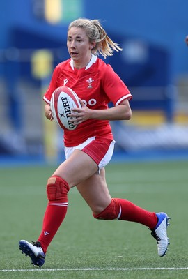 131121 - Wales Women v South Africa Women - Autumn Internationals - Elinor Snowsill of Wales