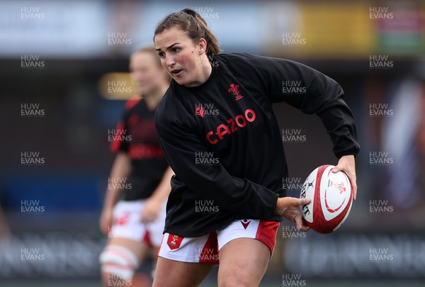 131121 - Wales Women v South Africa Women - Autumn Internationals - Siwan Lillicrap of Wales during the warm up